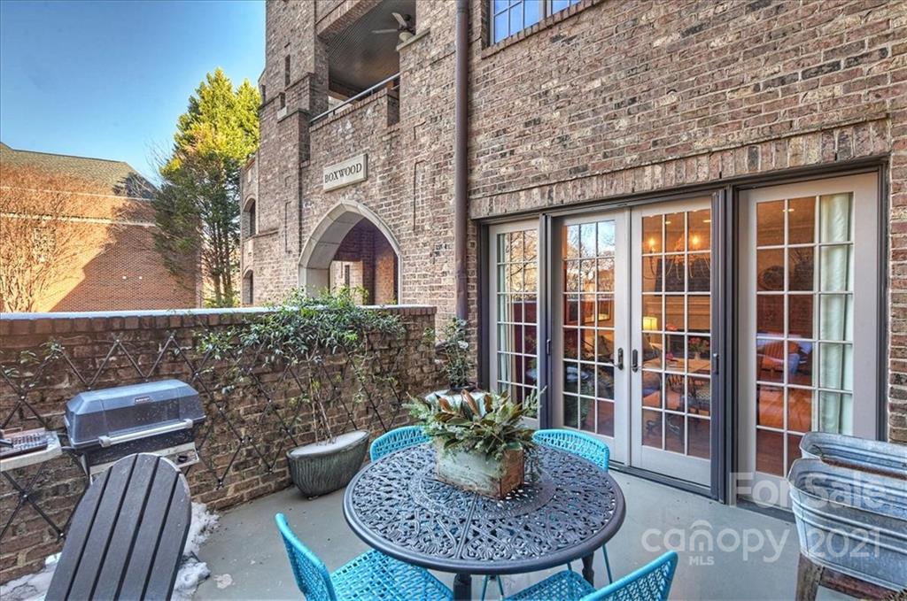 243 Queens Road, Unit 243 Charlotte, NC 28204 - Photo 25 of 27 Gallery Image 25