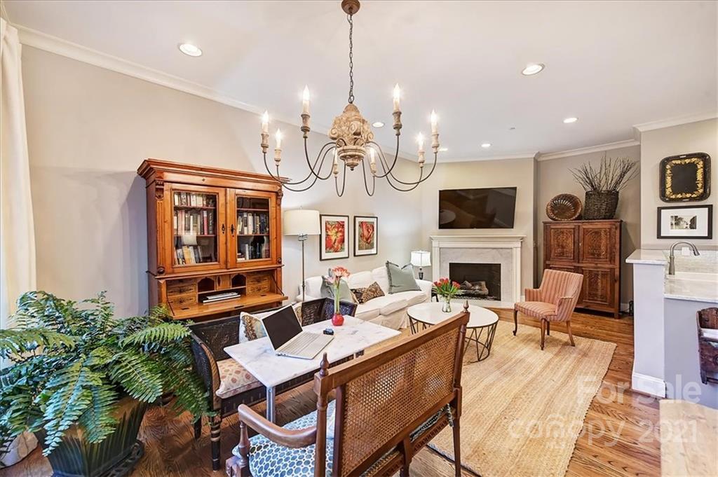 243 Queens Road, Unit 243 Charlotte, NC 28204 - Photo 9 of 27 Gallery Image 9