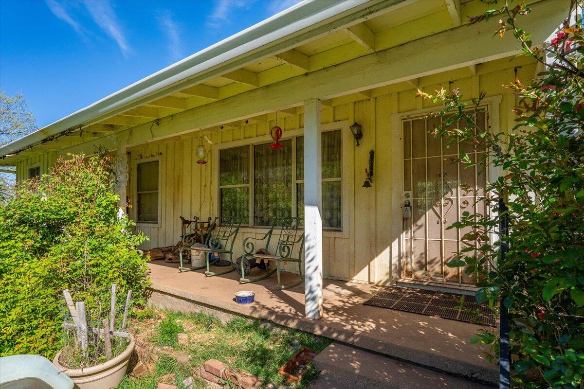 16483 Buzzard Roost Road Bella Vista, CA 96008 - Photo 28 of 138 main house