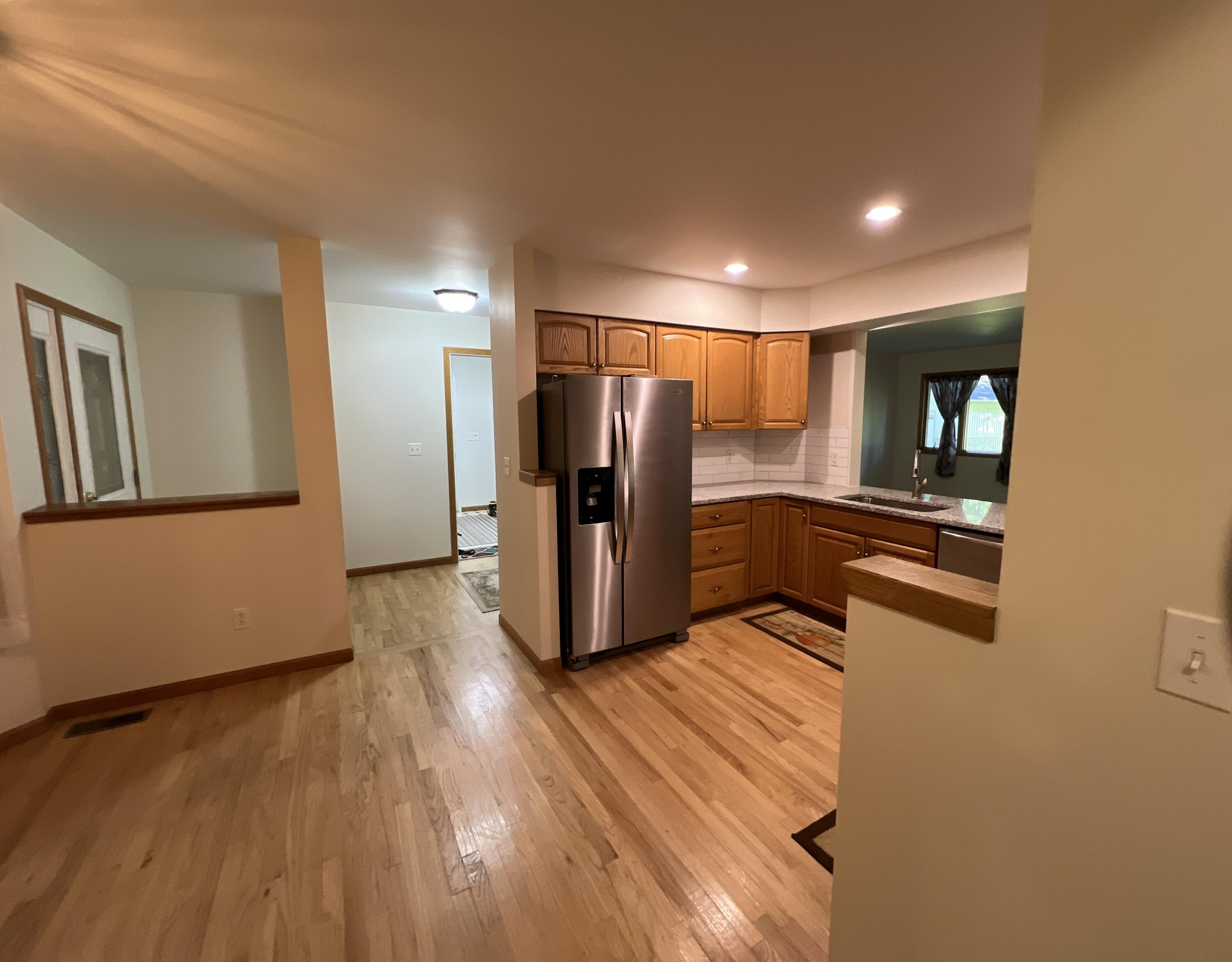 23568 Bohn Road Belleville, MI 48111 - Photo 15 of 51 Kitchen Area