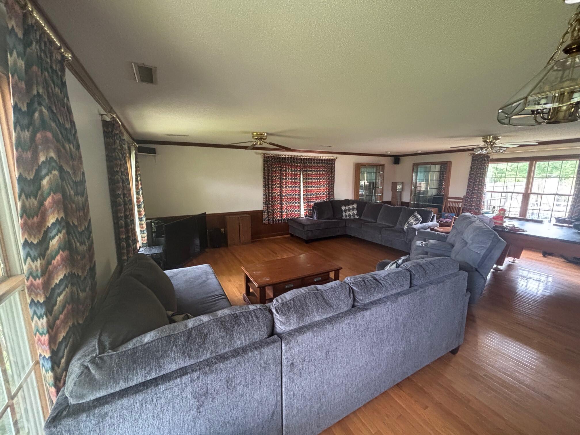 2201 Peerless Road Northwest Cleveland, TN 37311 - Photo 6 of 24 Living Room Current