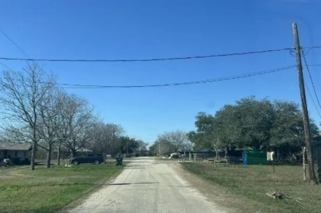 $95,700 | 2644 Pieper Road, Beeville, TX 78102