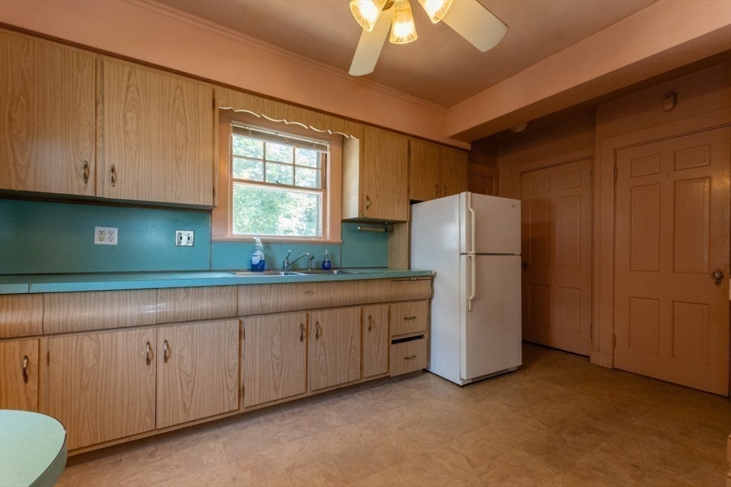 24 White Oak Road Boston, MA 02132 - Photo 8 of 37 Gallery Image 8