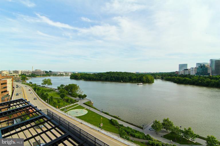 3303 Water Street Northwest, Unit 7AN Washington, DC 20007 - Photo 7 of 30 a view of lake