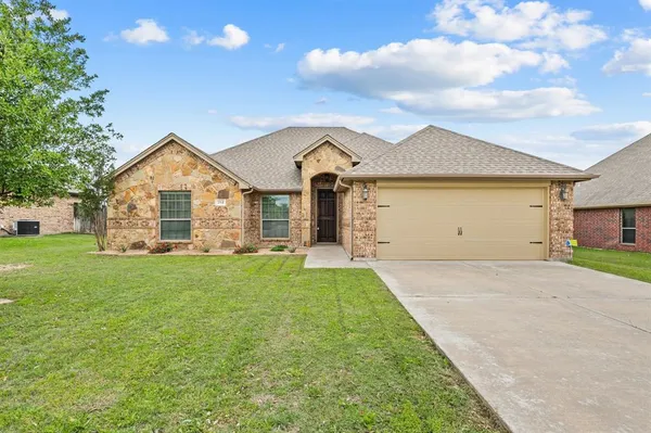 $2,700 | 104 Cold Track Drive, Aledo, TX 76008