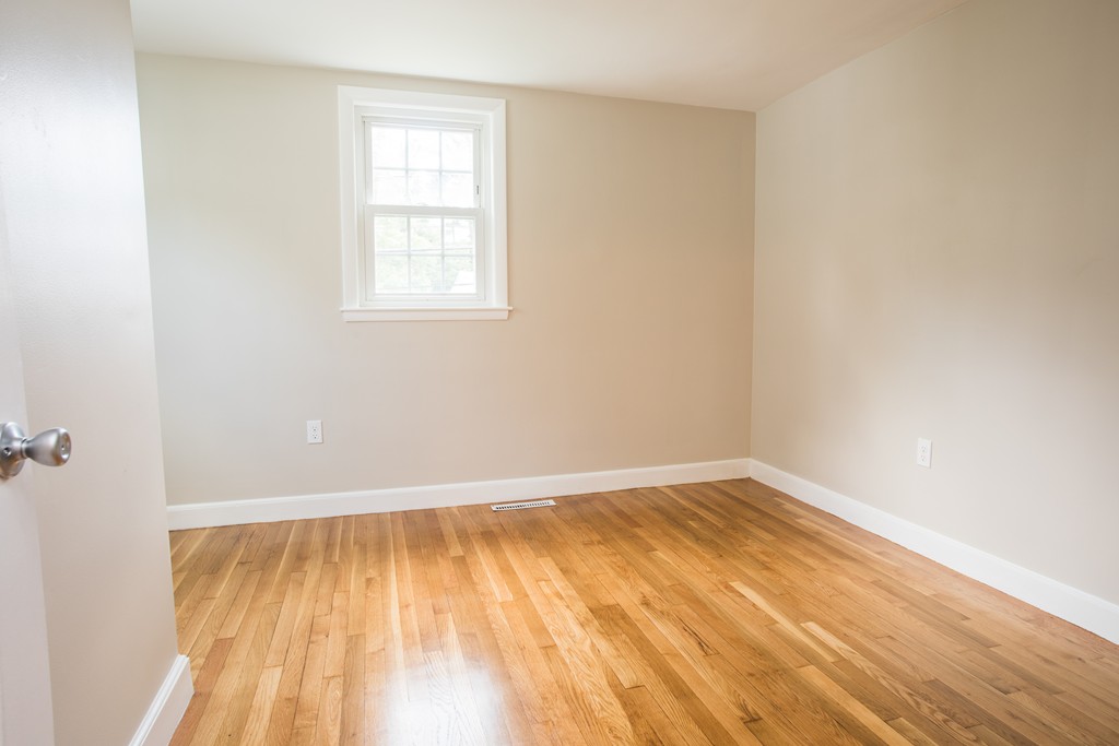 455 Old Post Road Walpole, MA 02081 - Photo 17 of 24 Gallery Image 17