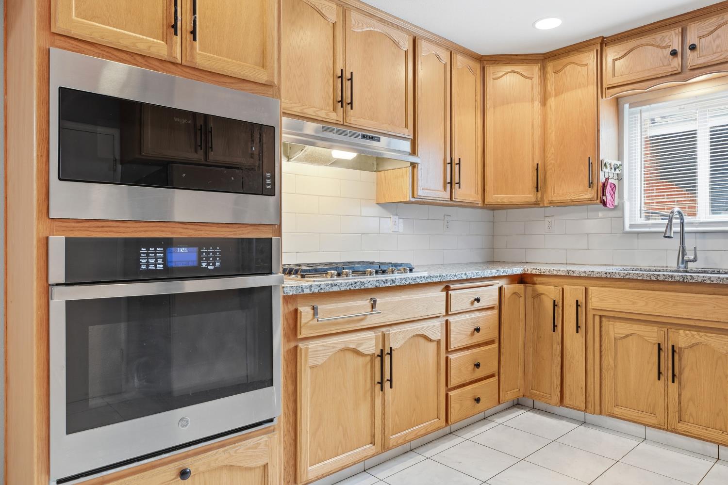 1322 Carver Road Modesto, CA 95350 - Photo 4 of 17