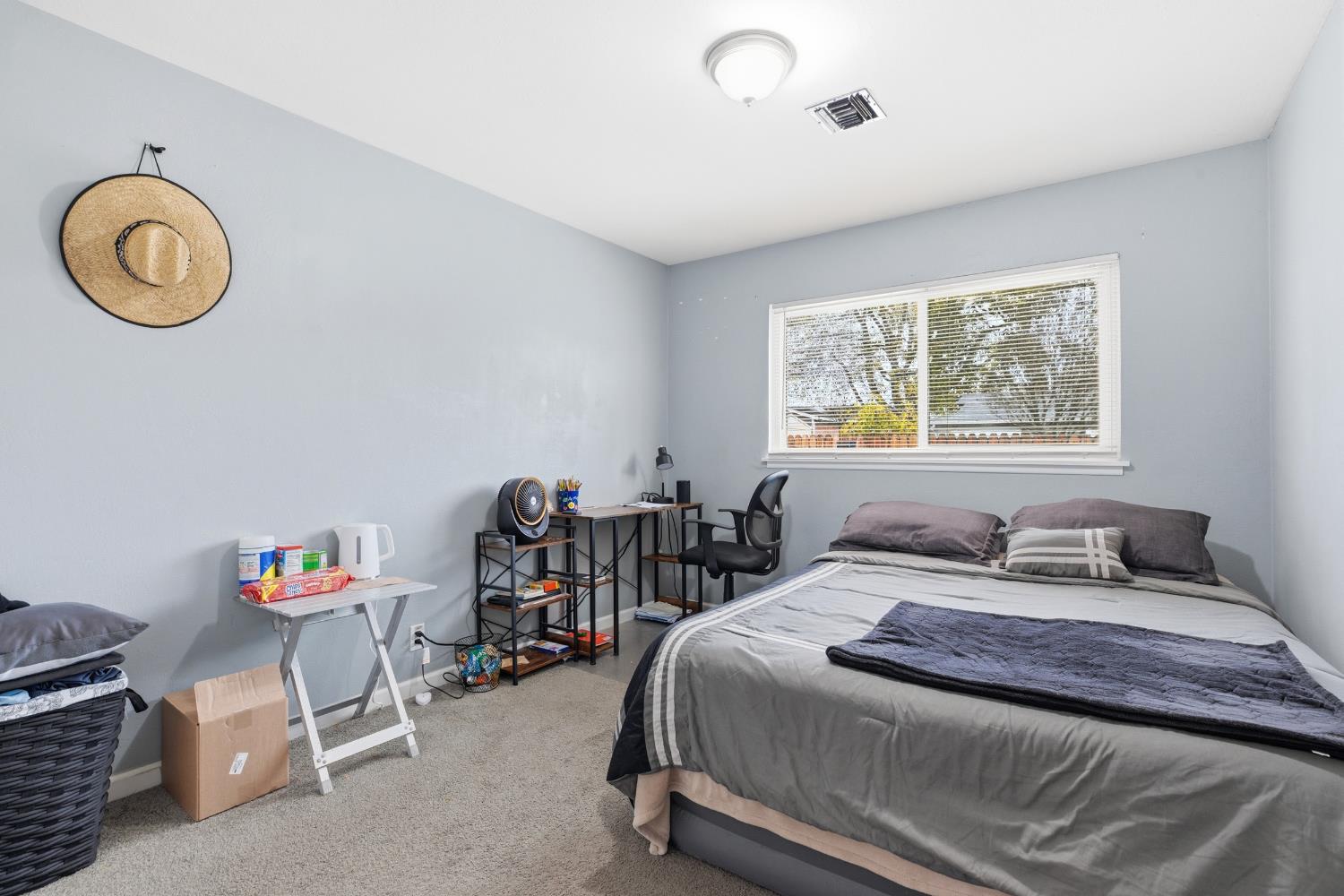 1322 Carver Road Modesto, CA 95350 - Photo 10 of 17