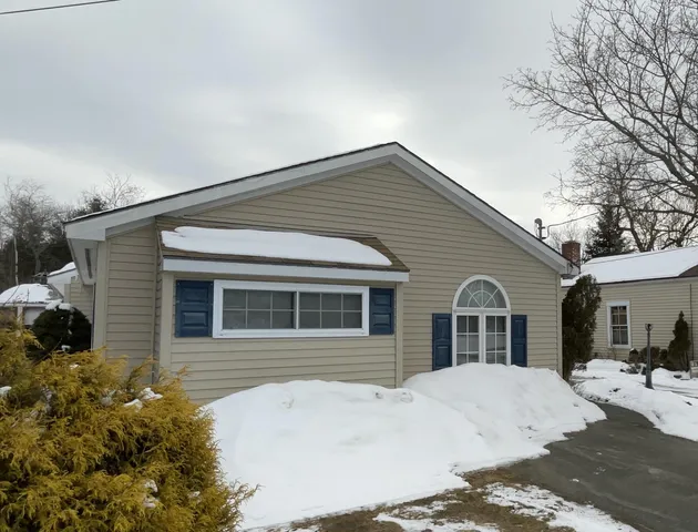 $224,500 | 12B York Street, Unit B, Solon, ME 04979