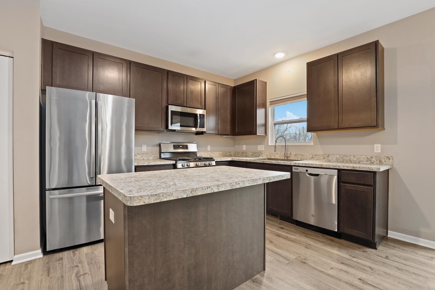 2184 West 129th Place Crown Point, IN 46307 - Photo 6 of 31 1500x1000