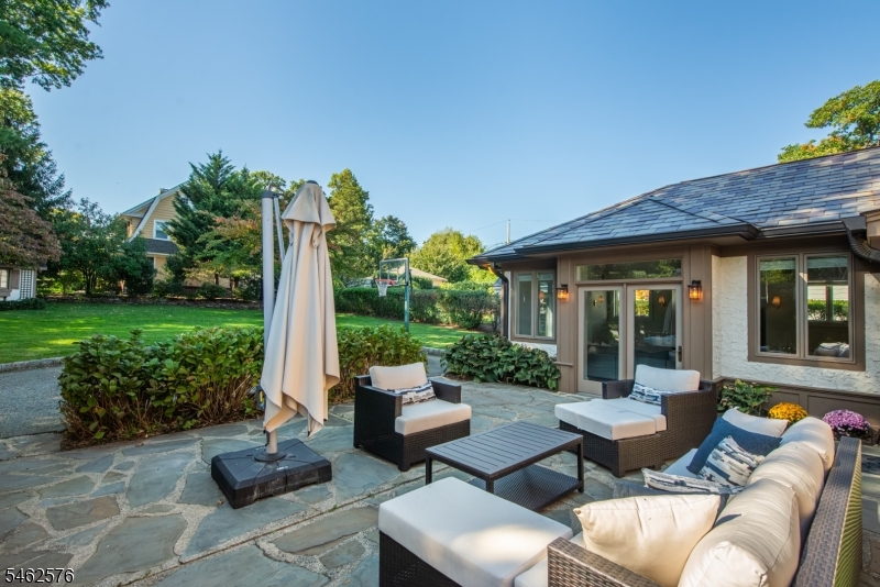 496 Ridgewood Avenue Glen Ridge, NJ 07028 - Photo 43 of 50 Gallery Image 43