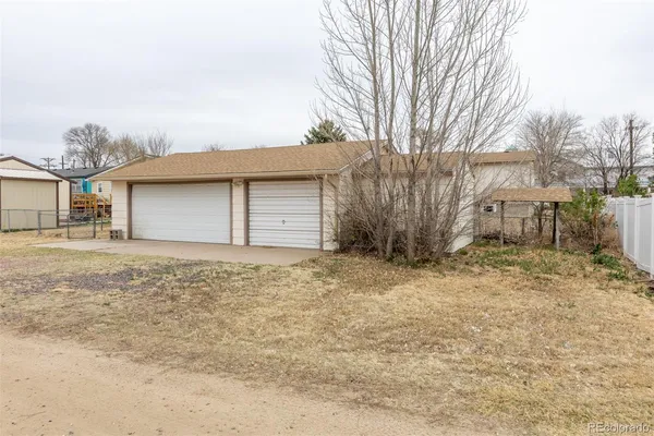 $199,000 | 114 6th Street, Hugo, CO 80821