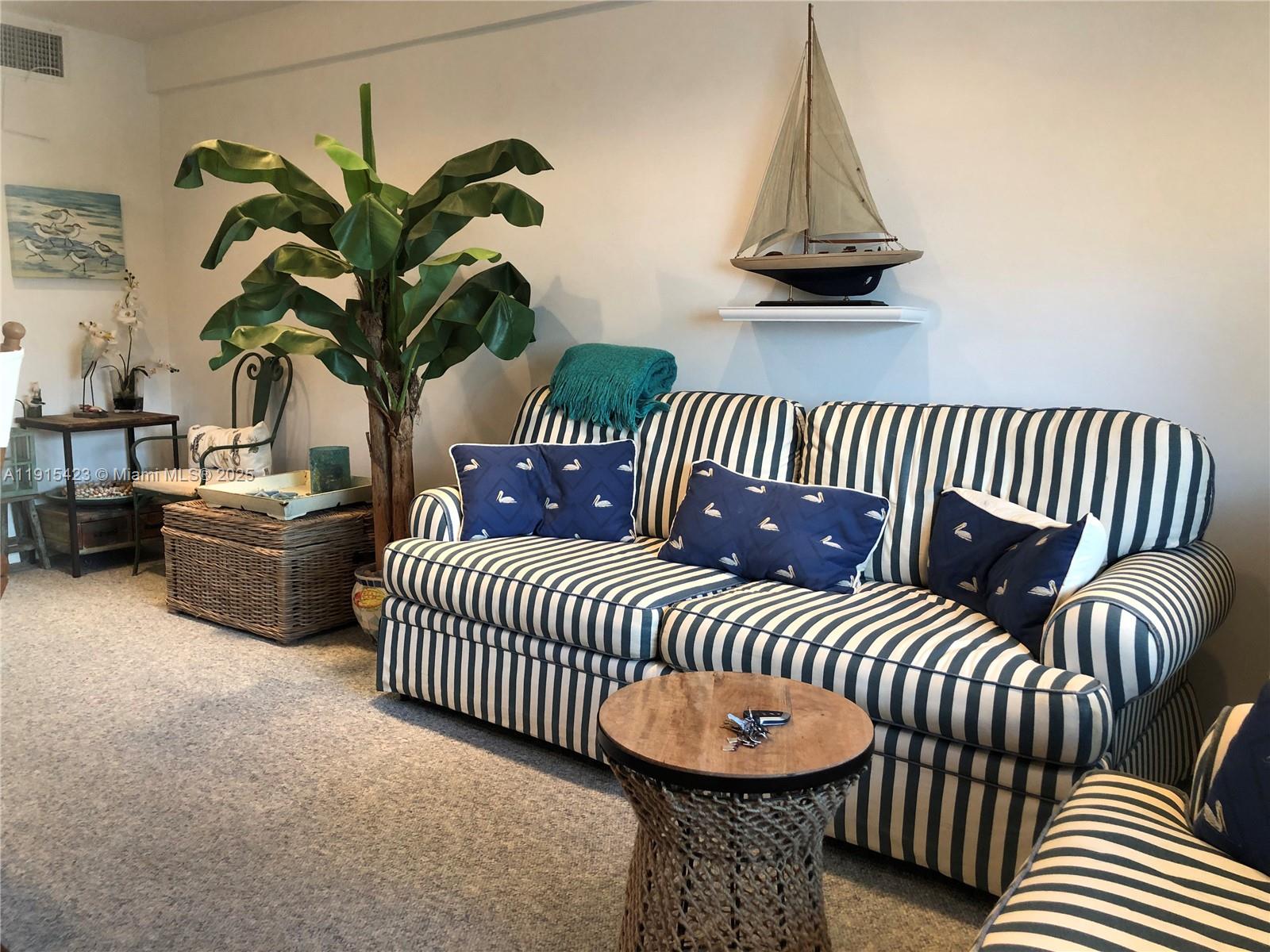 1801 South Surf Road, Unit 4 Hollywood, FL 33019 - Photo 6 of 14