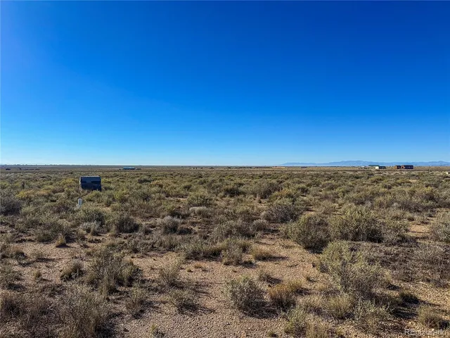 a view of parking area