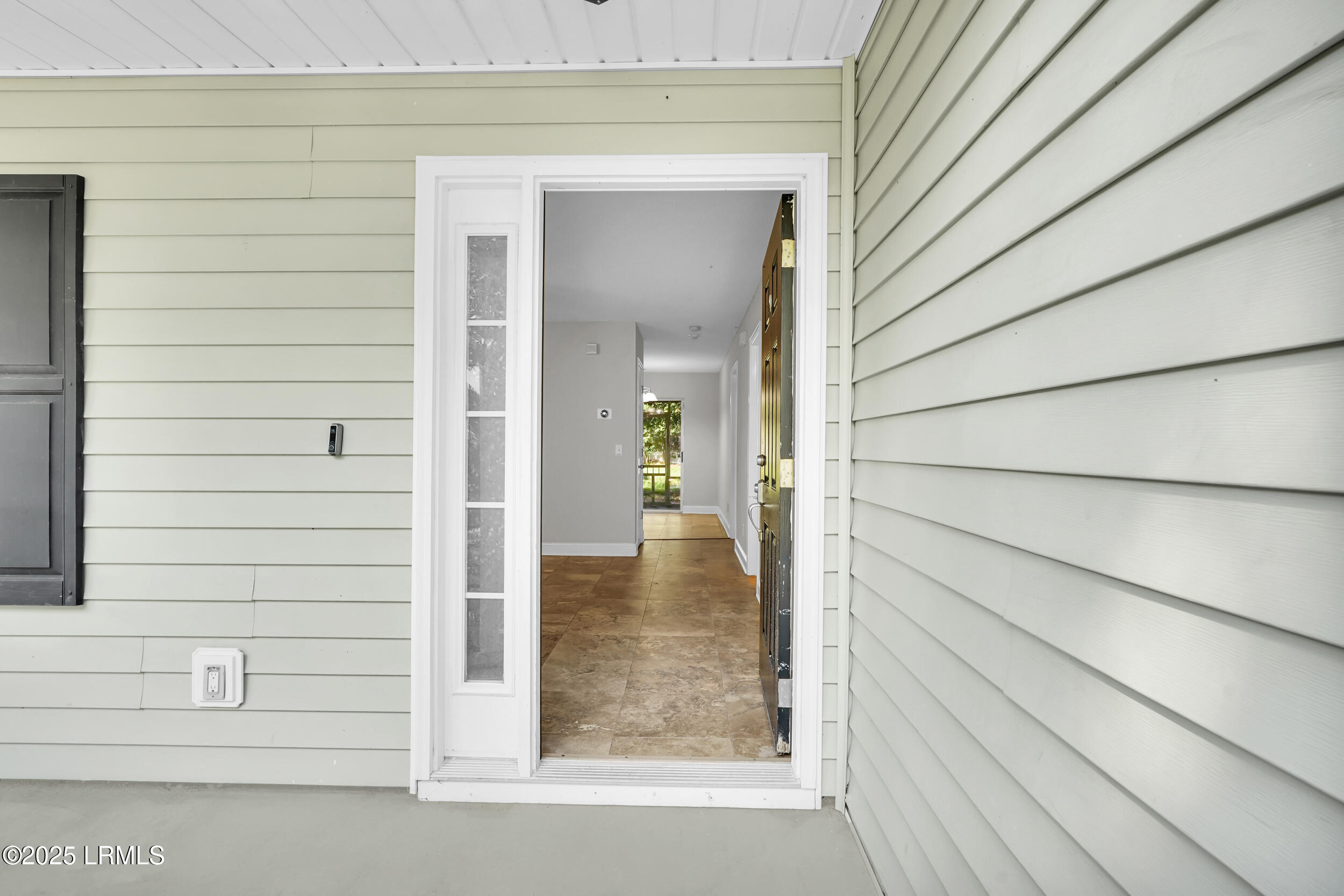 323 Mill Pond Road Bluffton, SC 29910 - Photo 6 of 52 33_ecp09817