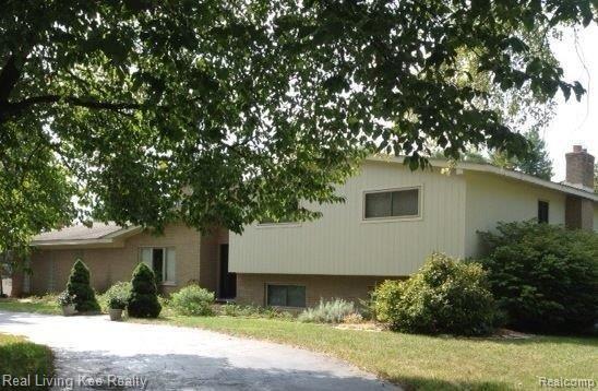 2681 Glouchester Road Rochester, MI 48309 - Photo 1 of 22 Front Exterior
