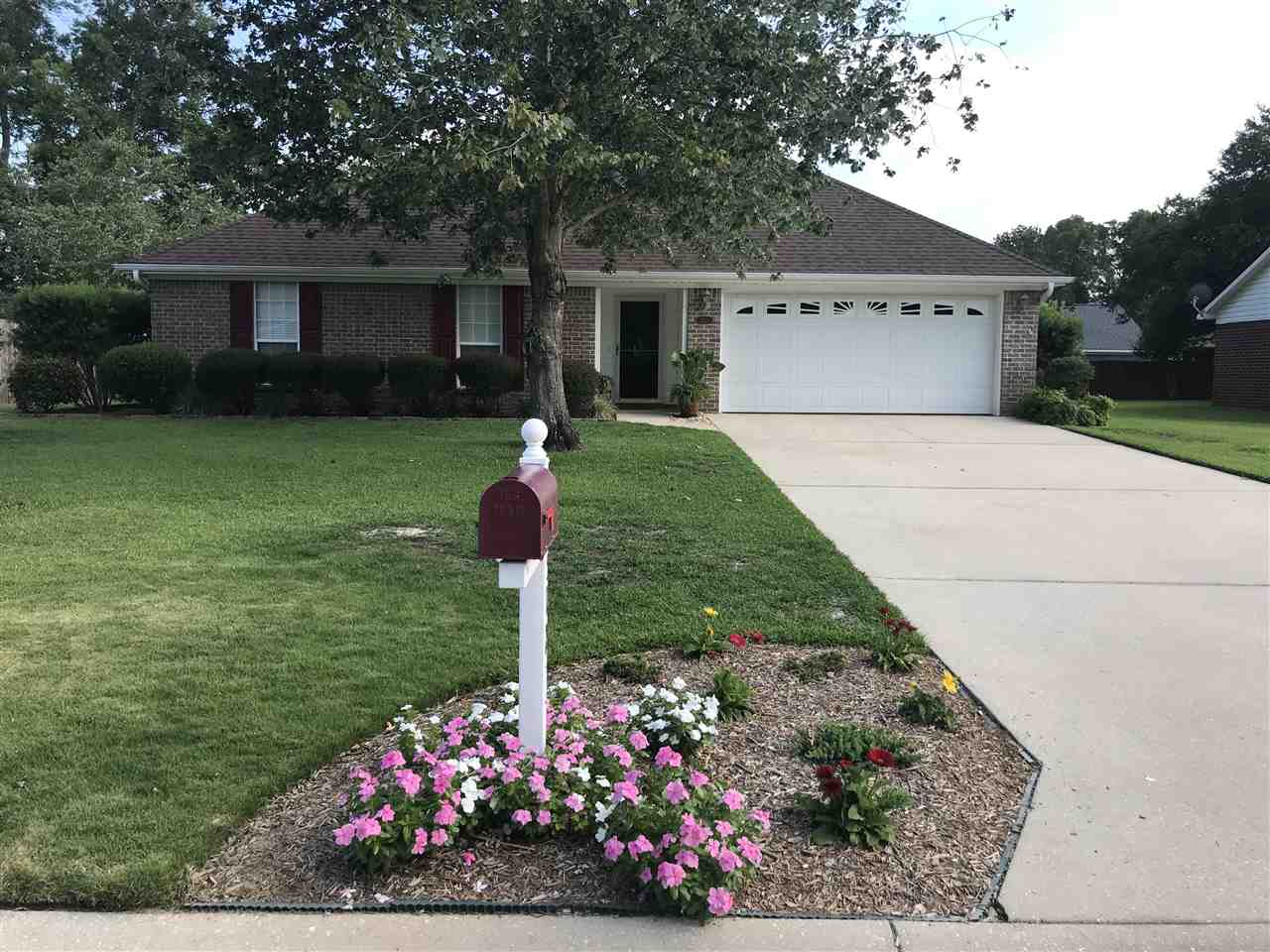 512 Orchard Lane Foley, AL 36535 - Photo 1 of 9