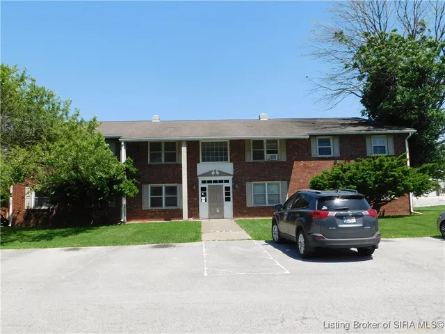 $1,500,000 | 100 Walnut Tree Drive, Salem, IN 47167