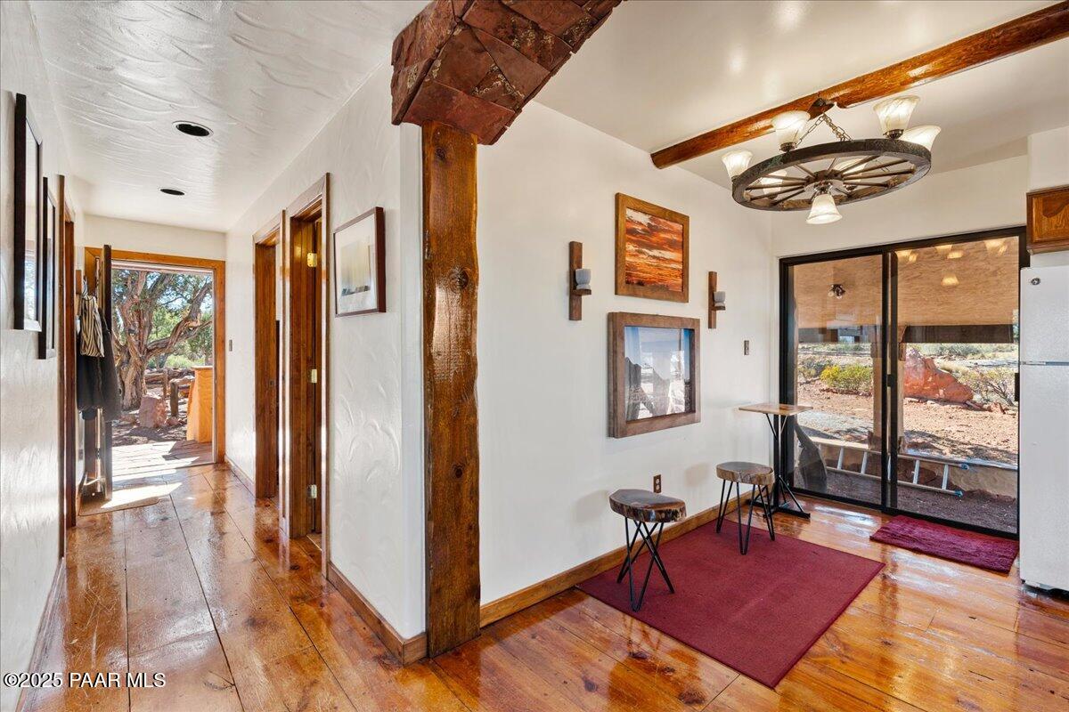 49 Norma Way Ash Fork, AZ 86320 - Photo 9 of 25 09-Entry to Dining Area