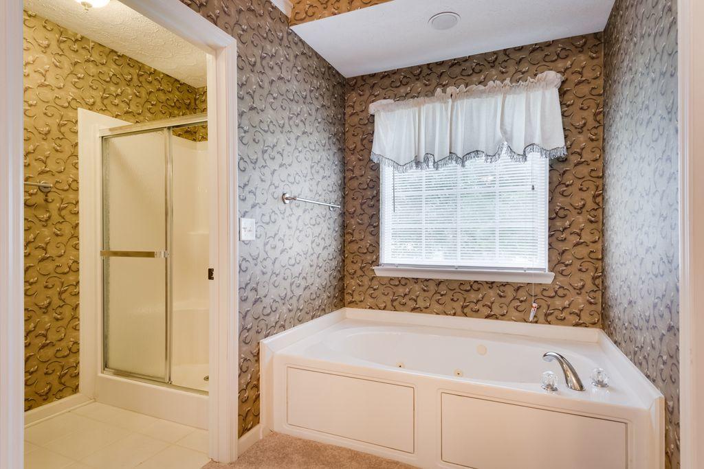 6308 Rim Crest Lane Harrison, TN 37341 - Photo 17 of 21 ISu47phr9m28so0000000000