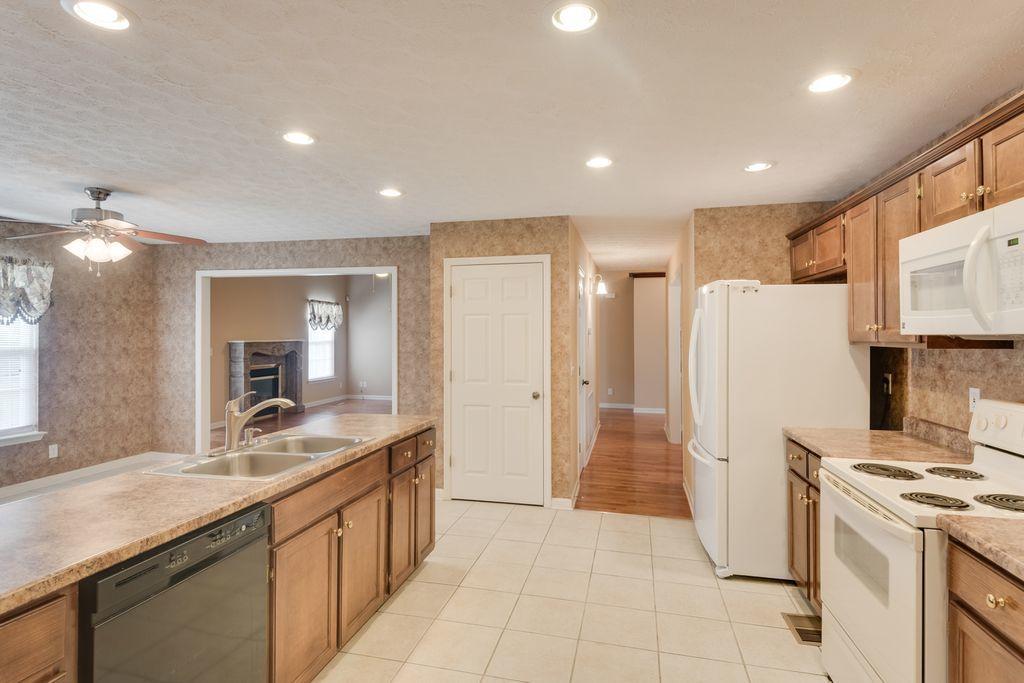 6308 Rim Crest Lane Harrison, TN 37341 - Photo 7 of 21 IS2zr70hx6ztjo0000000000