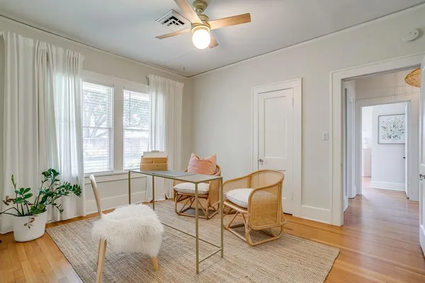 $3,800 | 2718 Cockrell Avenue, Fort Worth, TX 76109