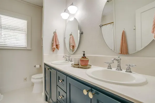 $3,800 | 2718 Cockrell Avenue, Fort Worth, TX 76109