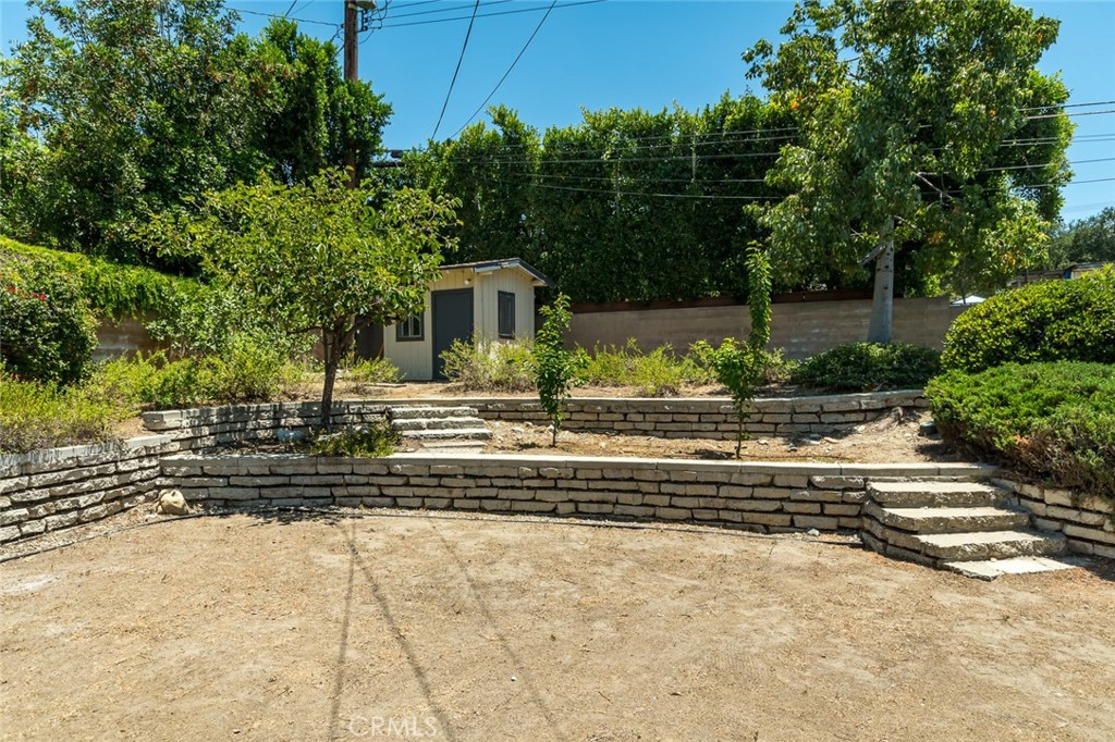 2220 Silver Tree Road Claremont, CA 91711 - Photo 61 of 74