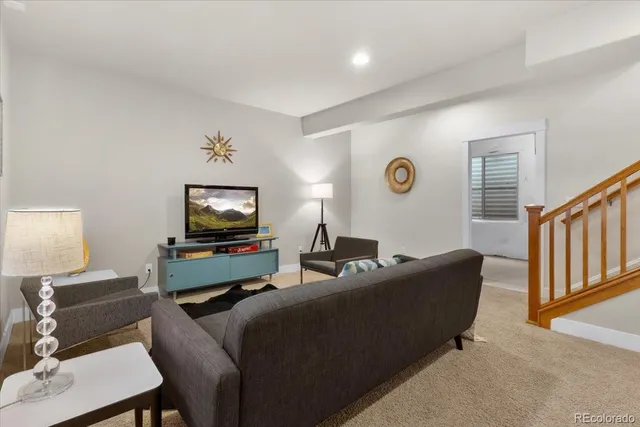 $750,000 | 3685 Willow Street, Denver, CO 80238