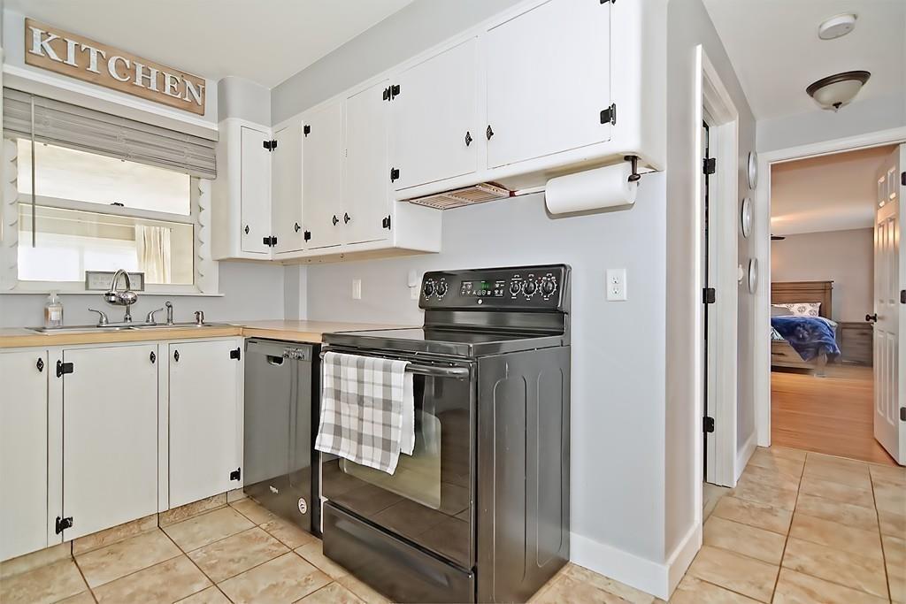 9 Paxton Road Spencer, MA 01562 - Photo 12 of 40 Gallery Image 12