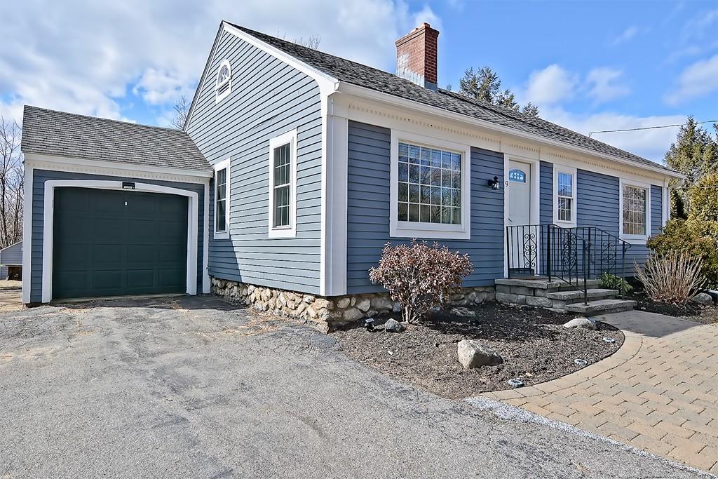 9 Paxton Road Spencer, MA 01562 - Photo 2 of 40 Gallery Image 2