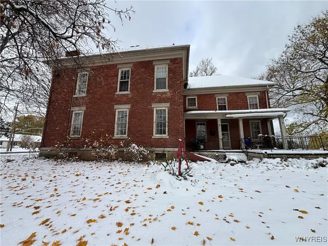 $269,900 | 5755 Beattie Avenue, Lockport Town, NY 14094