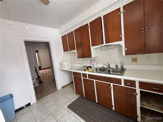 $259,900 | 5755 Beattie Avenue, Lockport Town, NY 14094