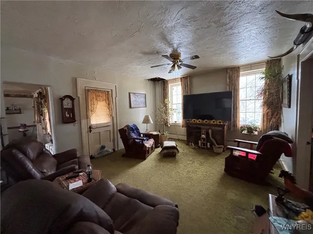 $259,900 | 5755 Beattie Avenue, Lockport Town, NY 14094