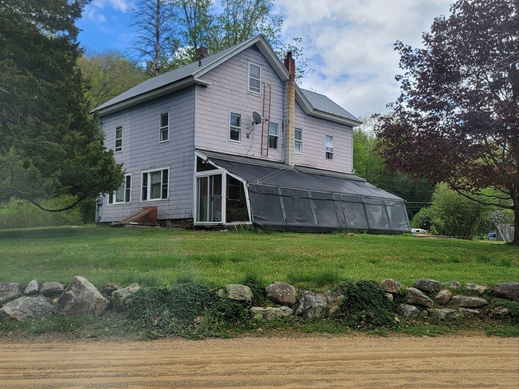 122 Podunk Road East Brookfield, MA 01515 - Photo 4 of 37