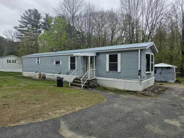 $139,900 | 68 Middle Road, Sabattus, ME 04280