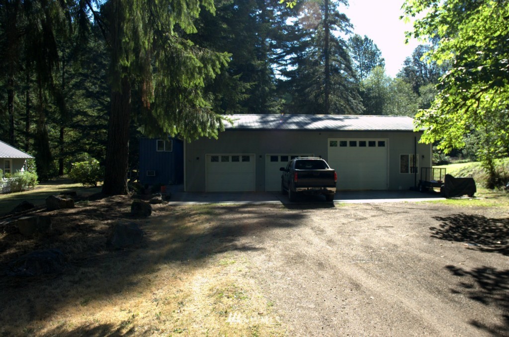 707 Bates Road Kalama, WA 98625 - Photo 4 of 10 Gallery Image 4