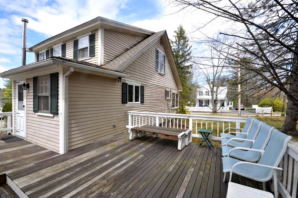 59 Laws Brook Road Acton, MA 01720 - Photo 4 of 33