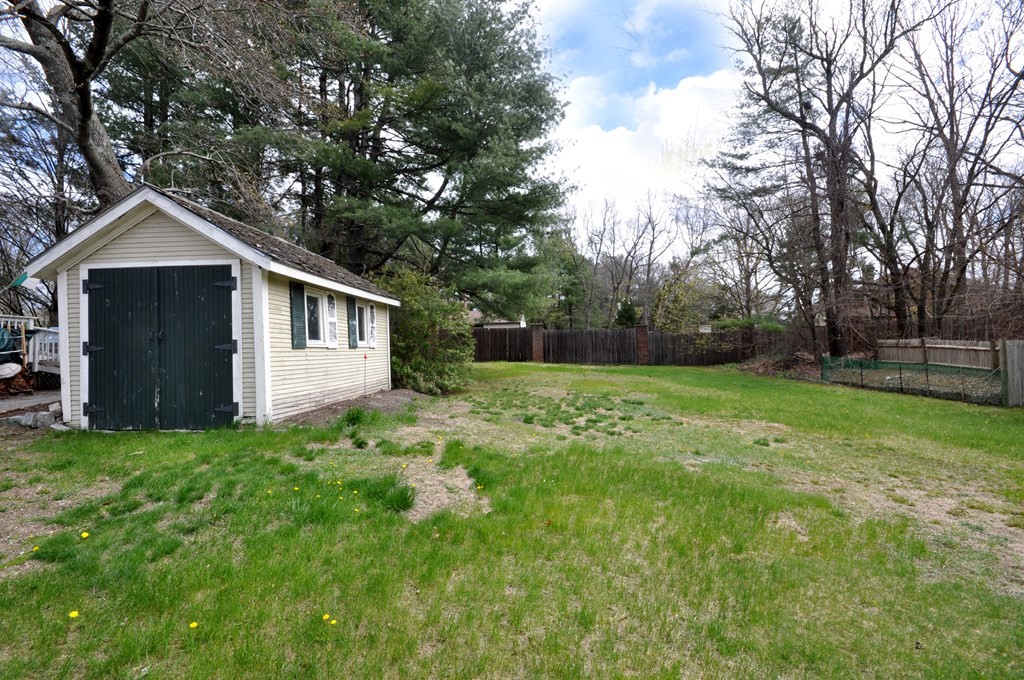 59 Laws Brook Road Acton, MA 01720 - Photo 7 of 33