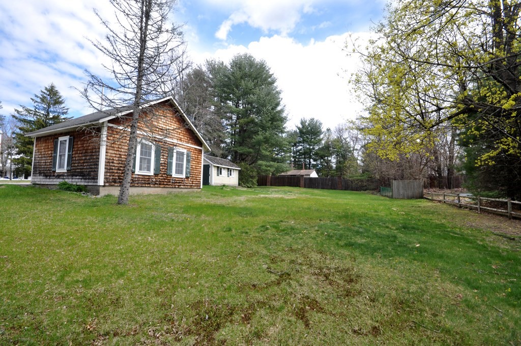 59 Laws Brook Road Acton, MA 01720 - Photo 10 of 33