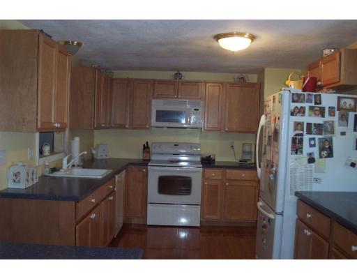 9 Santa Fe Road Chelmsford, MA 01824 - Photo 3 of 10