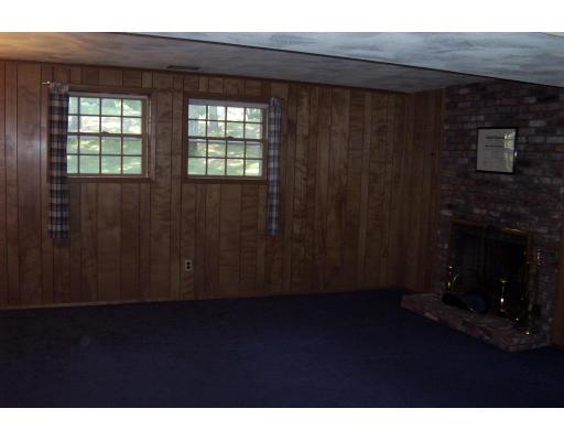 9 Santa Fe Road Chelmsford, MA 01824 - Photo 9 of 10