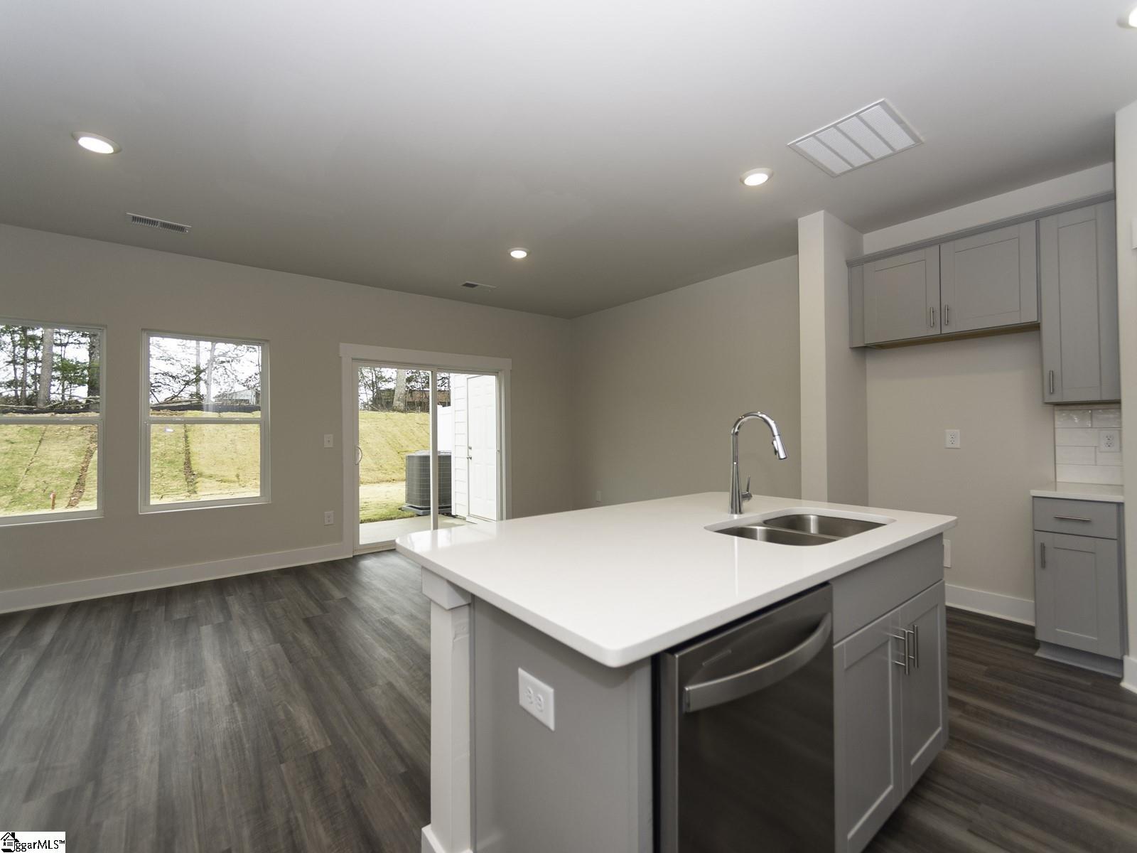 931 Yarn Way Greer, SC 29651 - Photo 4 of 27 Gallery Image 4