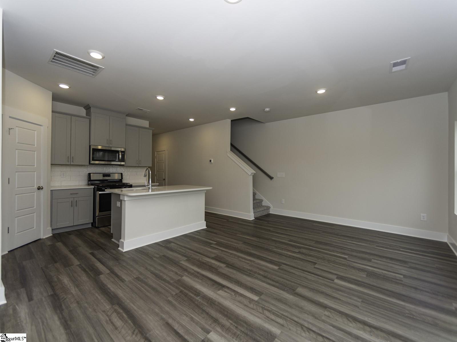931 Yarn Way Greer, SC 29651 - Photo 8 of 27 Gallery Image 8