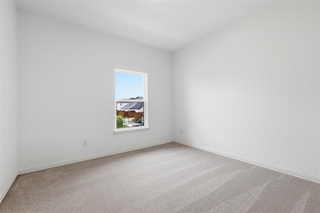 1317 Rooted Road Frisco, TX 75033 - Photo 22 of 34