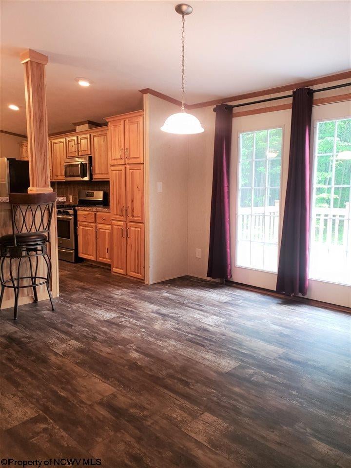3292 Pell Road Kingwood, WV 26537 - Photo 10 of 25 Gallery Image 10