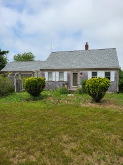 19 Fairgrounds Road Nantucket, MA 02554 - Photo 1 of 3 Gallery Image 1