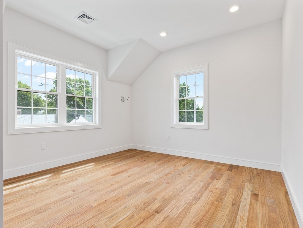 20 Manhattan Terrace, Unit 1 Newton, MA 02465 - Photo 19 of 21