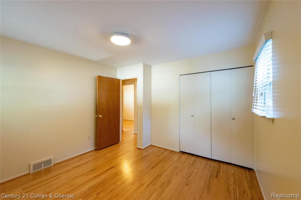 3302 Harvard Road Royal Oak, MI 48073 - Photo 8 of 24