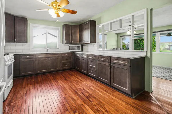 $273,900 | 48758 Sully Drive, Belleville, MI 48111
